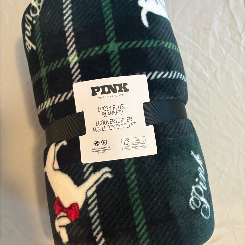 PINK Victoria's Secret Cozy Plush Blanket - Green and Black